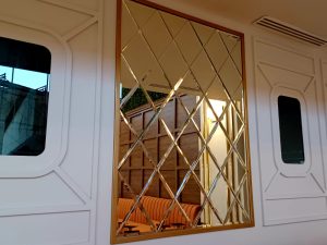 مزايا استخدام المرايا في التصميم الداخلي